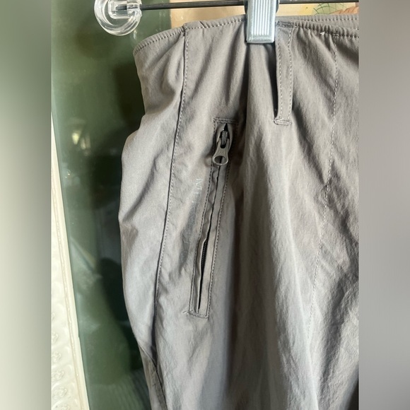 Merrell Hiking Pants - Picture 4 of 6